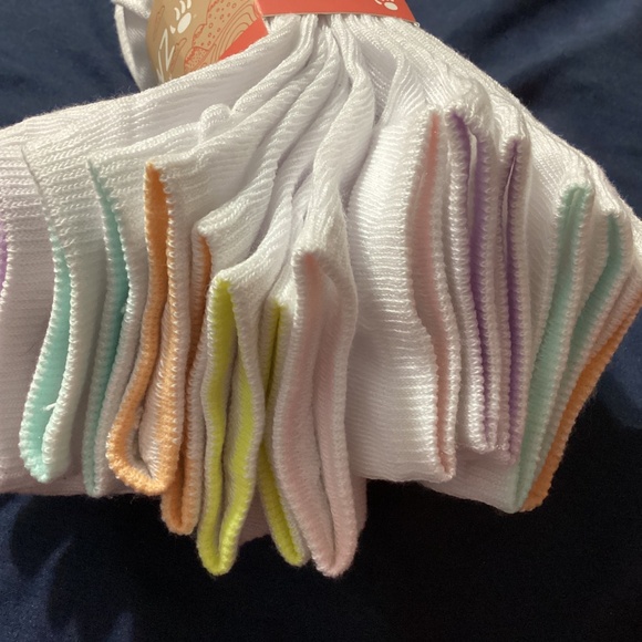 NEW PAWZ Bearpaw 10 pair Quarter Socks shoe size 5 to 10 - Picture 6 of 7